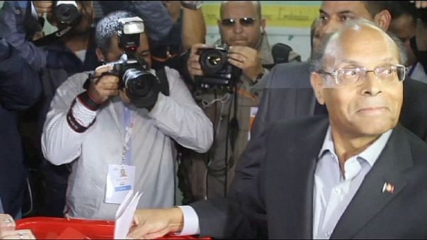 Tunisia: attesa per risultati, ma ballottaggio già dato per scontato Tunisia: attesa per risultati, ma ballottaggio già dato per scontato