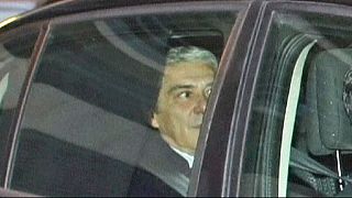 Judge keeps former Portuguese PM Socrates in custody in corruption inquiry