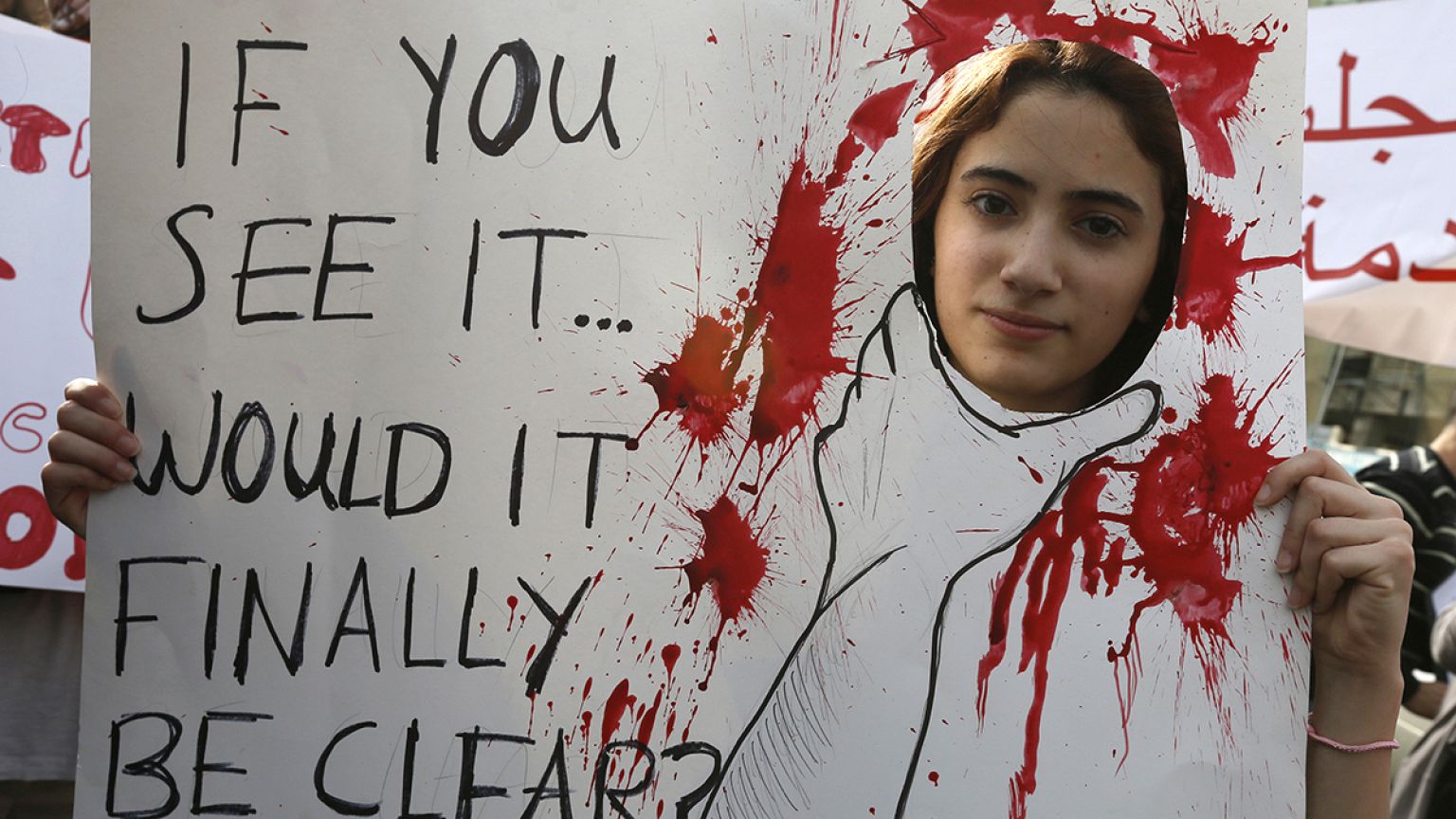 Un mondo arancione contro la violenza sulle donne
