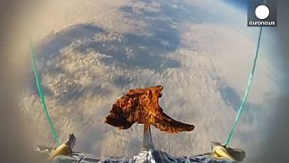Βίντεο: Το «ταξίδι» μιας μπριζόλας από το εστιατόριο στο...διάστημα!