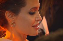Angelina Jolie'den ikinci film: "Boyun Eğmez"
