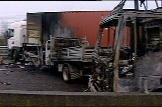 Cash transport vehicle escapes after violent assault by 'thieves'