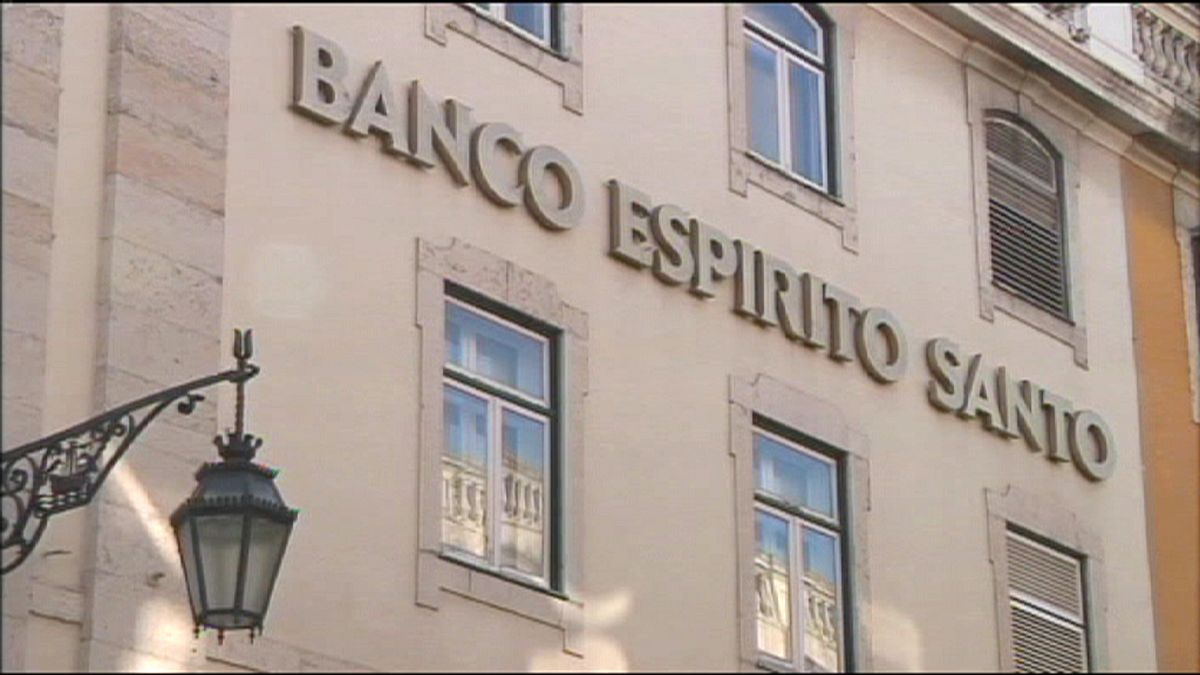Portuguese police conduct mass search in Espirito Santo case