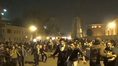 Egypt: police use water cannon against anti-Mubarak verdict protesters