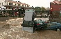 العواصف المَطَرِيَة تقتُل وتجرح وتُدمِّر في جنوب فرنسا وشمال إسبانيا