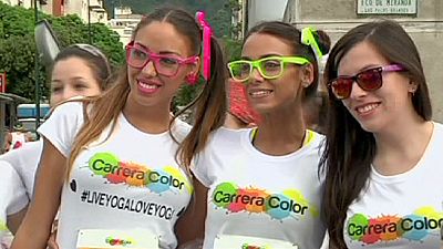 آلاف الفنزويليين يشاركون بـ"سباق الالوان" للسعادة والصحة