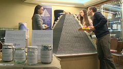 Lithuania builds 'world's largest coin pyramid' to celebrate move to euro