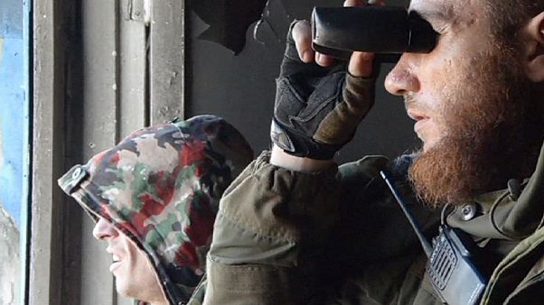 Ucrânia: Kiev e rebeldes acordam cessar-fogo para terça-feira Ucrânia: Kiev e rebeldes acordam cessar-fogo para terça-feira