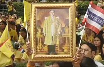 Rei da Tailândia cancela discurso à nação
