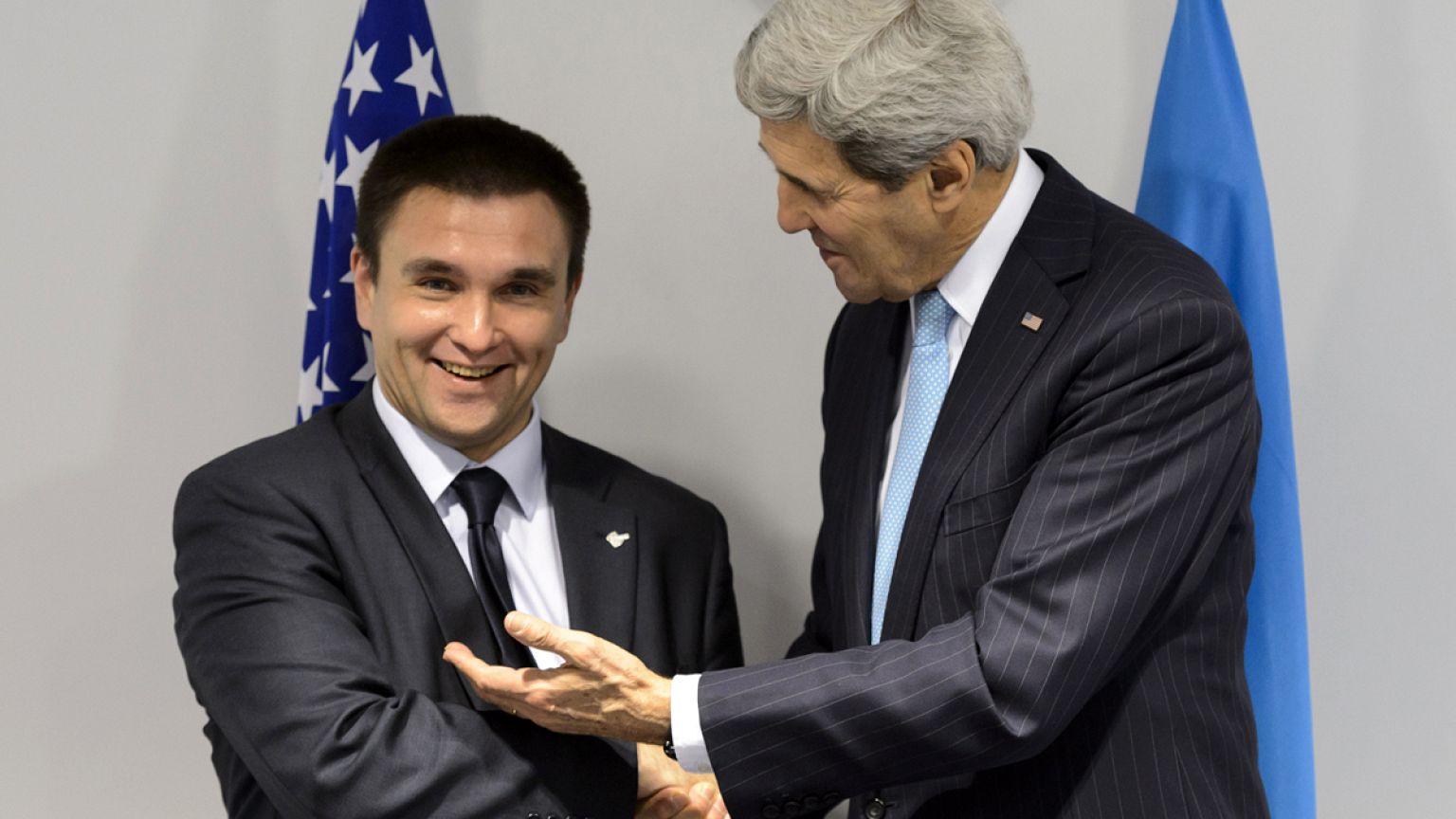 Moscovo critica Ocidente na reunião da OSCE e Kiev quer trégua "real"