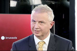 Hungary open to EU 'rule of law' review