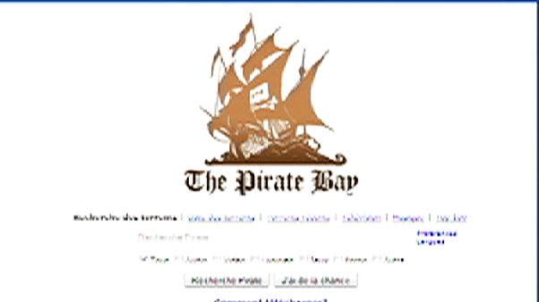La justicia francesa ordena el bloqueo del sitio de descargas ilegales The Pirate Bay La justicia francesa ordena el bloqueo del sitio de descargas ilegales The Pirate Bay