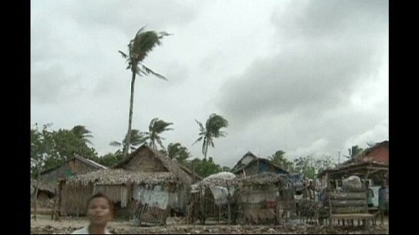 Im Angesicht des Sturms - gewaltiger Taifun bedroht Philippinen Im Angesicht des Sturms - gewaltiger Taifun bedroht Philippinen