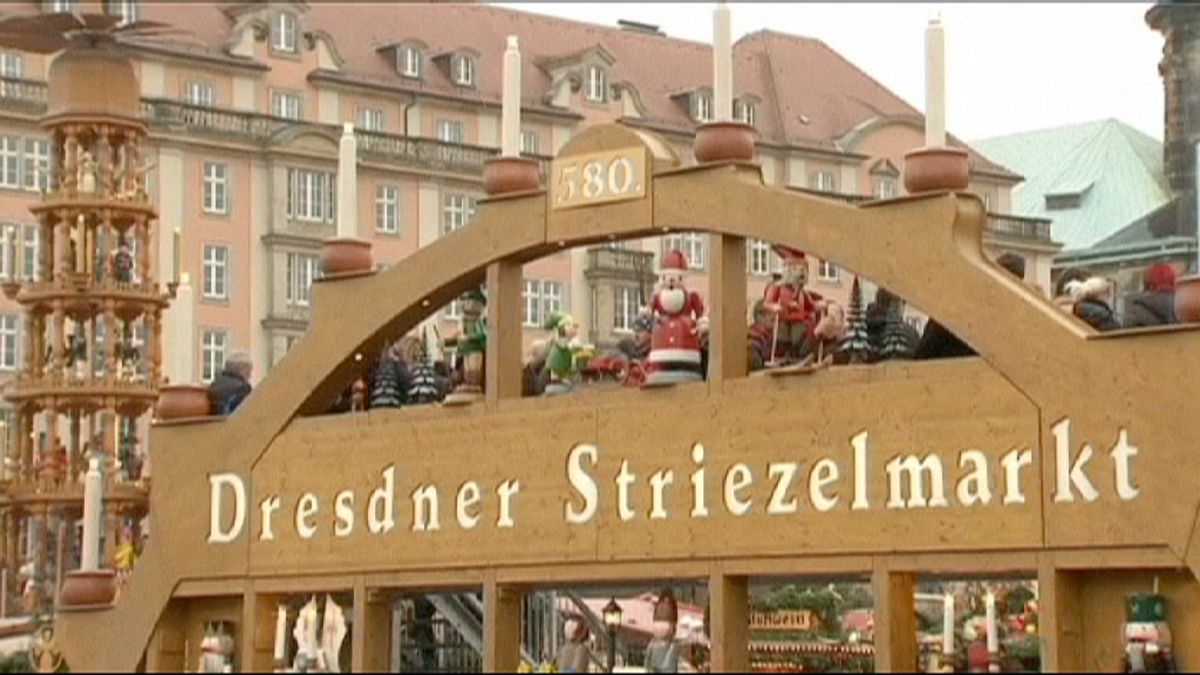 Dresda: Una gigantesca torta di natale