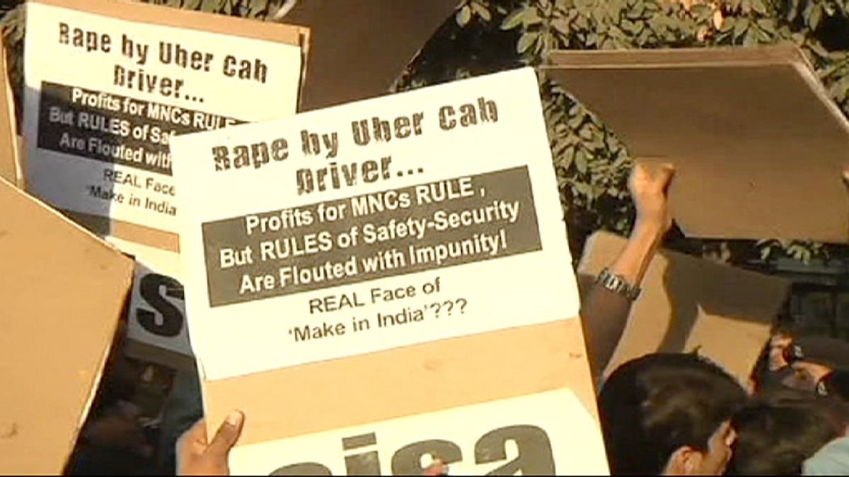 Índia: condutor que trabalhava com a Uber detido por suspeita de violação