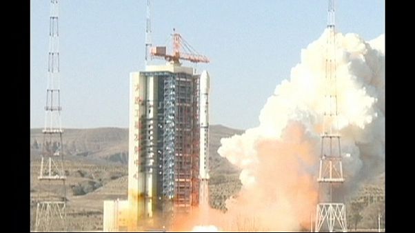 Erdbeobachtungssatellit von China aus ins All Erdbeobachtungssatellit von China aus ins All