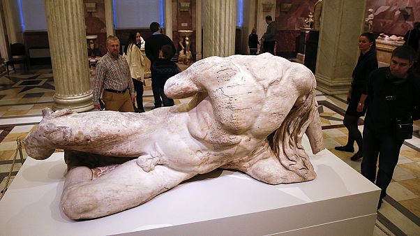 Il Dio Ilissos viaggia all'Hermitage: si riaccende la disputa con Londra sui "marmi del Partenone" Il Dio Ilissos viaggia all'Hermitage: si riaccende la disputa con Londra sui "marmi del Partenone"