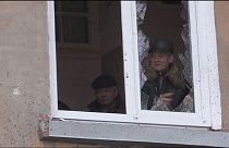 Kiev acusa rebeldes de violarem suspensão de combates em "Dia de Silêncio"