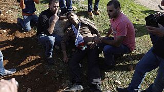 Ministro palestiniano morre após agressão de militares israelitas