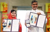 Malala e Kailash Satyarthi ricevono il Nobel per la Pace a Oslo