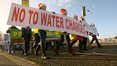 Großdemonstration gegen Wassergebühren in Irland