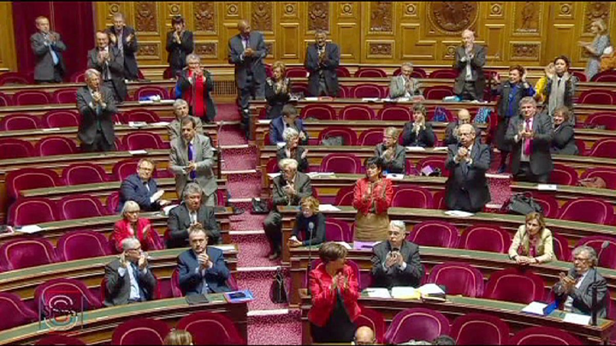 فرنسا: مجلس الشيوخ  يتبنى قرارا يطالب الحكومة بالاعتراف بدولة فلسطين