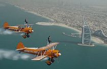Incroyables voltigeurs aériens à Dubaï
