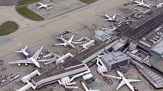 Restablecido el tráfico en los aeropuertos de Londres tras el cierre del espacio aéreo