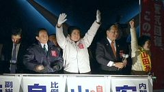 Japão: Abe deverá revalidar maioria nas legislativas antecipadas