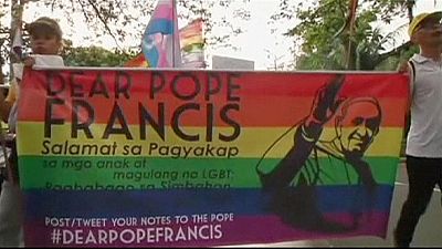 Филиппинские геи приветствуют папу римского