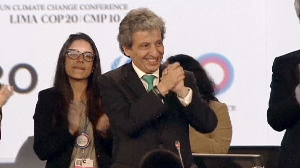 Climate change deal agreed by UN members at Lima talks