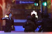 Dos muertos, según los medios australianos, y tres heridos al poner fin la policía al secuestro en un cafetería de Sídney