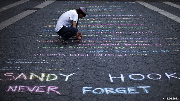 Sandy Hook saldırısının yıldönümünde sürpriz dava Sandy Hook saldırısının yıldönümünde sürpriz dava