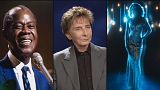 Barry Manilow canta em dueto com intérpretes desaparecidos