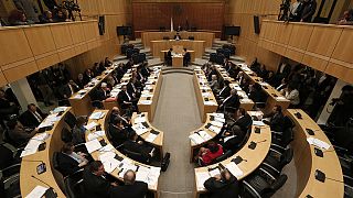Κύπρος: Εγκρίθηκε ο κρατικός προϋπολογισμός του 2015