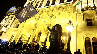 Венгрия: манифестанты возмущены драконовым госбюджетом