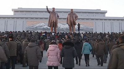 Los norcoreanos recuerdan a Kim Jong-il en el tercer aniversario de su muerte