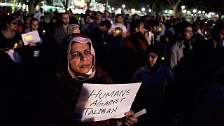 Pakistán investiga la matanza de Peshawar y ejecutará a condenados por terrorismo por primera vez desde 2008