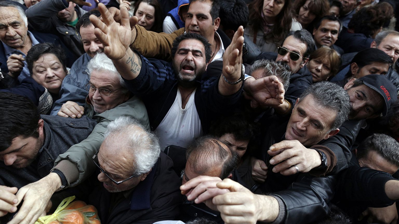 Έκθεση FIDH: Παραβίαση ατομικών δικαιωμάτων έφερε η λιτότητα στην Ελλάδα