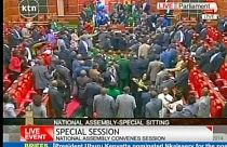 فوضى وعراك بالأيدي في البرلمان الكيني بسبب مشروع قانون أمني