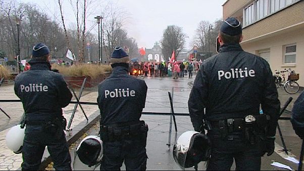 Brüssel: Proteste gegen Freihandelsabkommen mit den USA Brüssel: Proteste gegen Freihandelsabkommen mit den USA