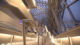 Sci-fibe illőnek tartják Lyon új múzeumát