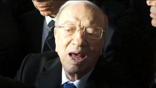 Ballottaggio presidenziali, urne chiuse in Tunisia Ballottaggio presidenziali, urne chiuse in Tunisia