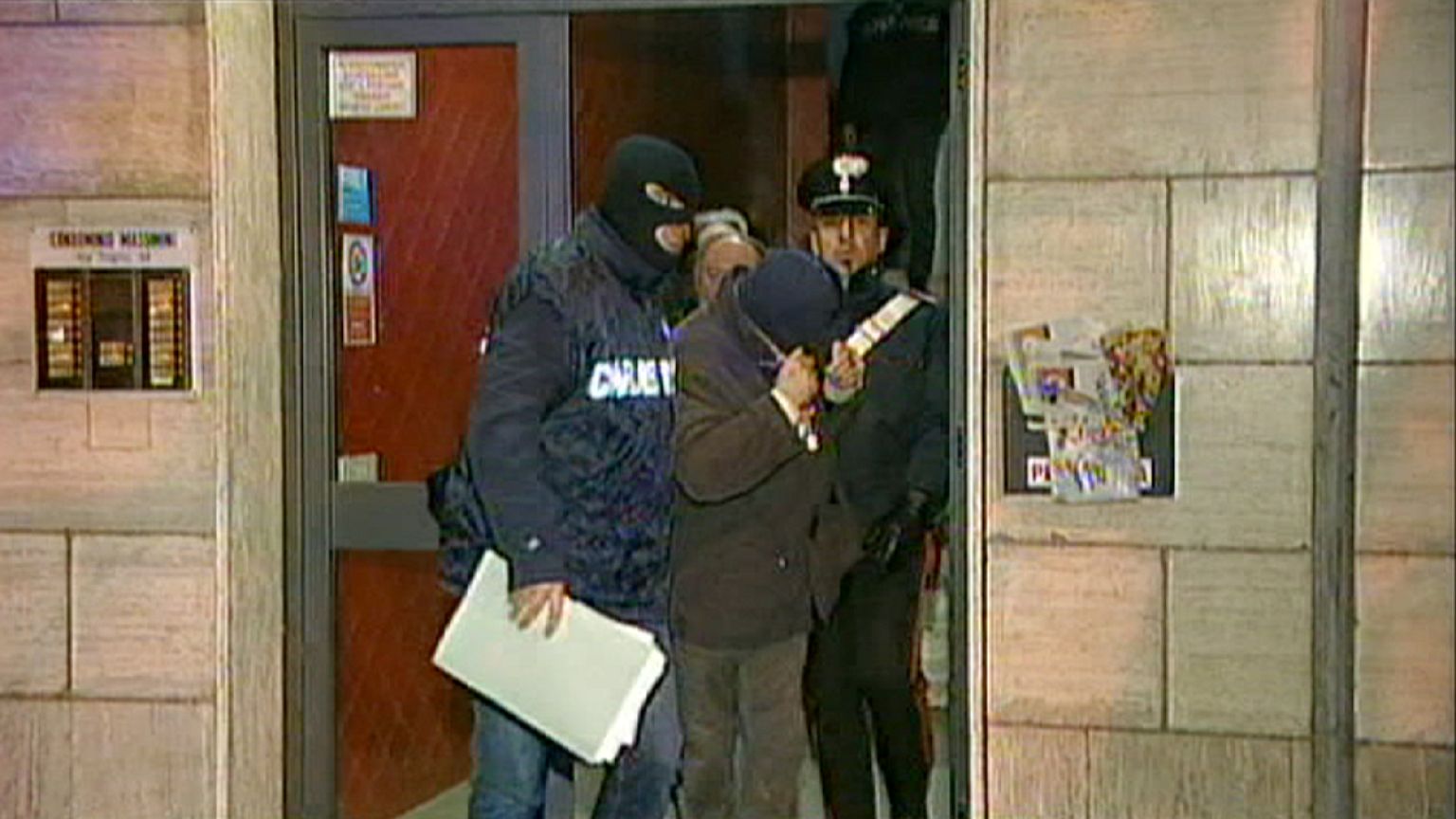Neonáci aktivistákra csapott le a csendőrség Olaszországban