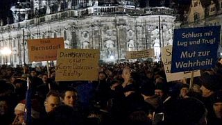 Weitere "Pegida"-Kundgebung samt Gegendemo in Dresden