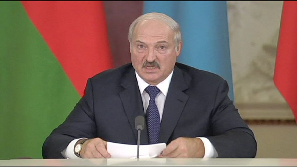 Alexandr Lukashenko fez estalar o verniz durante o anúncio da União Económica Euroasiática
