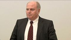 Az egykori Bayern főnök a börtönből küldte vissza a kitüntetést