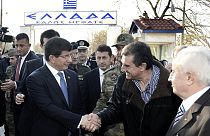 Αιφνιδιαστική επίσκεψη Νταβούτογλου στο ελληνικό φυλάκιο στις Καστανιές του Έβρου