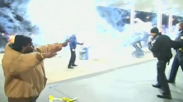 ΗΠΑ: Ξεχειλίζει η οργή για το νέο θάνατο Αφροαμερικανού ΗΠΑ: Ξεχειλίζει η οργή για το νέο θάνατο Αφροαμερικανού