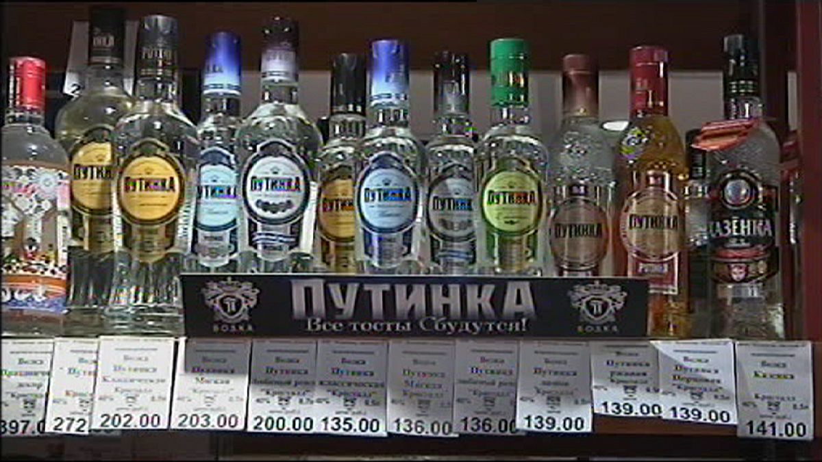 Rússia: Putin impõe teto ao preço do vodka